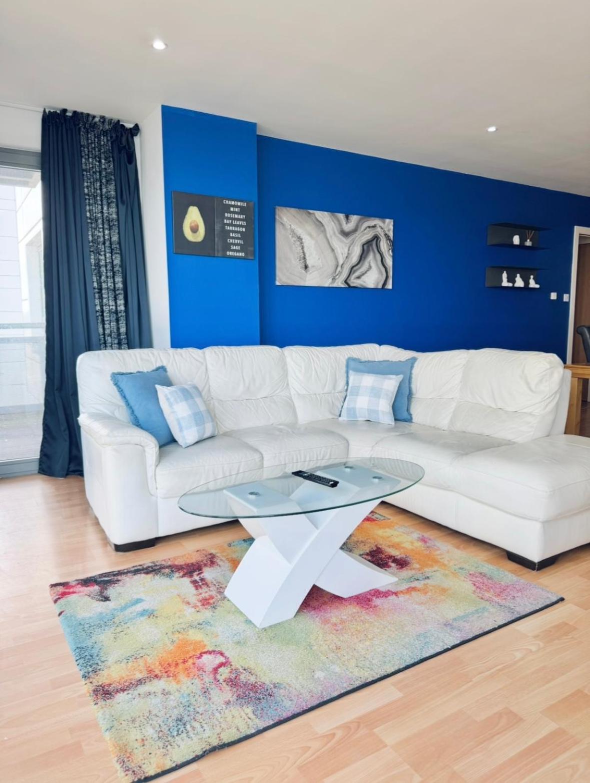 Modern Two Bedroom Apartments إدنبرة المظهر الخارجي الصورة